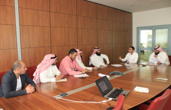 فريق البوابة الإلكترونية يلتقي الدكتور عبد الله البهدل