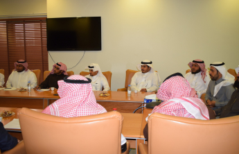 The Executive Standing Committee of the Human Resources System Holds a Meeting