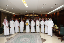 Rector Receives the Annual Report of IT and Distance Learning Deanship